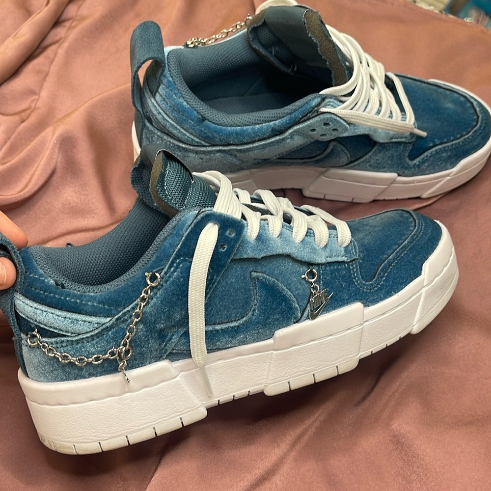 Nike Velvet Blue